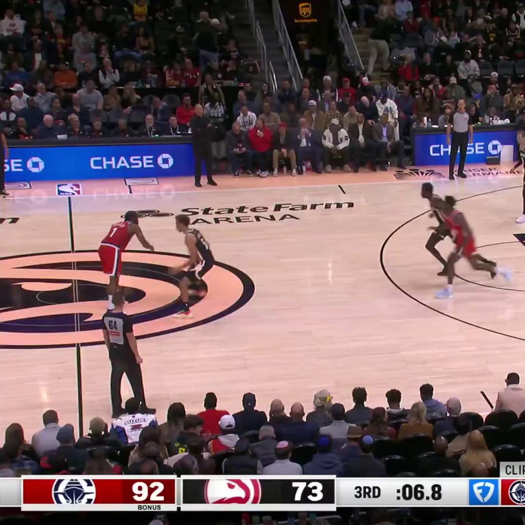 NBA常规赛关键时刻再迎强敌，多伦多猛龙绝杀压哨，主帅态度：底气十足，年轻球员得到机会的简单介绍